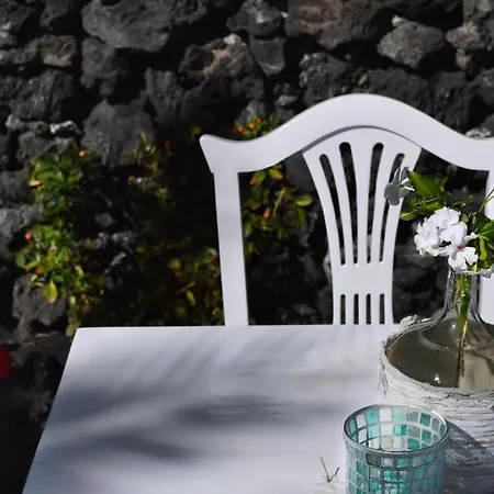Semesterbostad Lavastein Yazmina Mit Schoenem Garten Yaiza (Lanzarote)