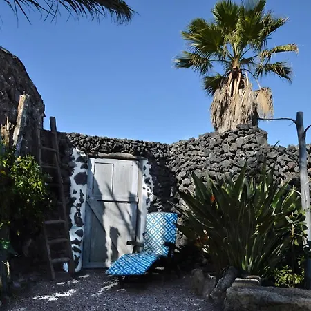 Lavastein Yazmina Mit Schoenem Garten Semesterbostad Yaiza (Lanzarote)